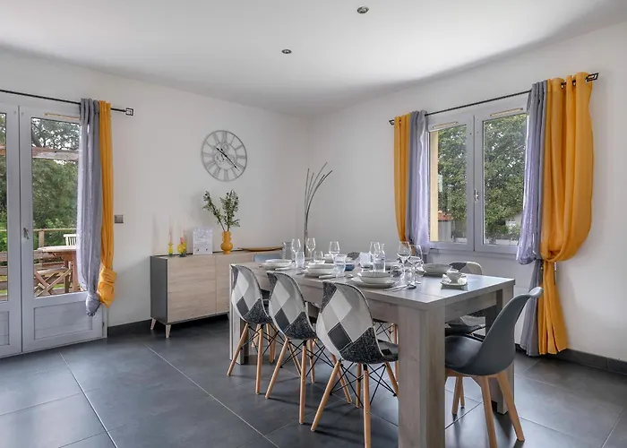 Maison Pour 6 A 900m De La